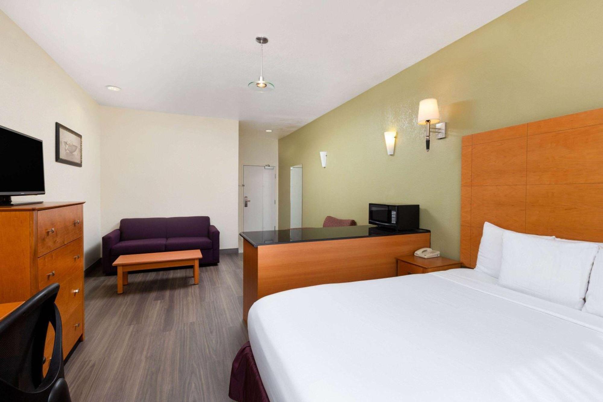 Hotel La Quinta By Wyndham Tulare Exterior foto