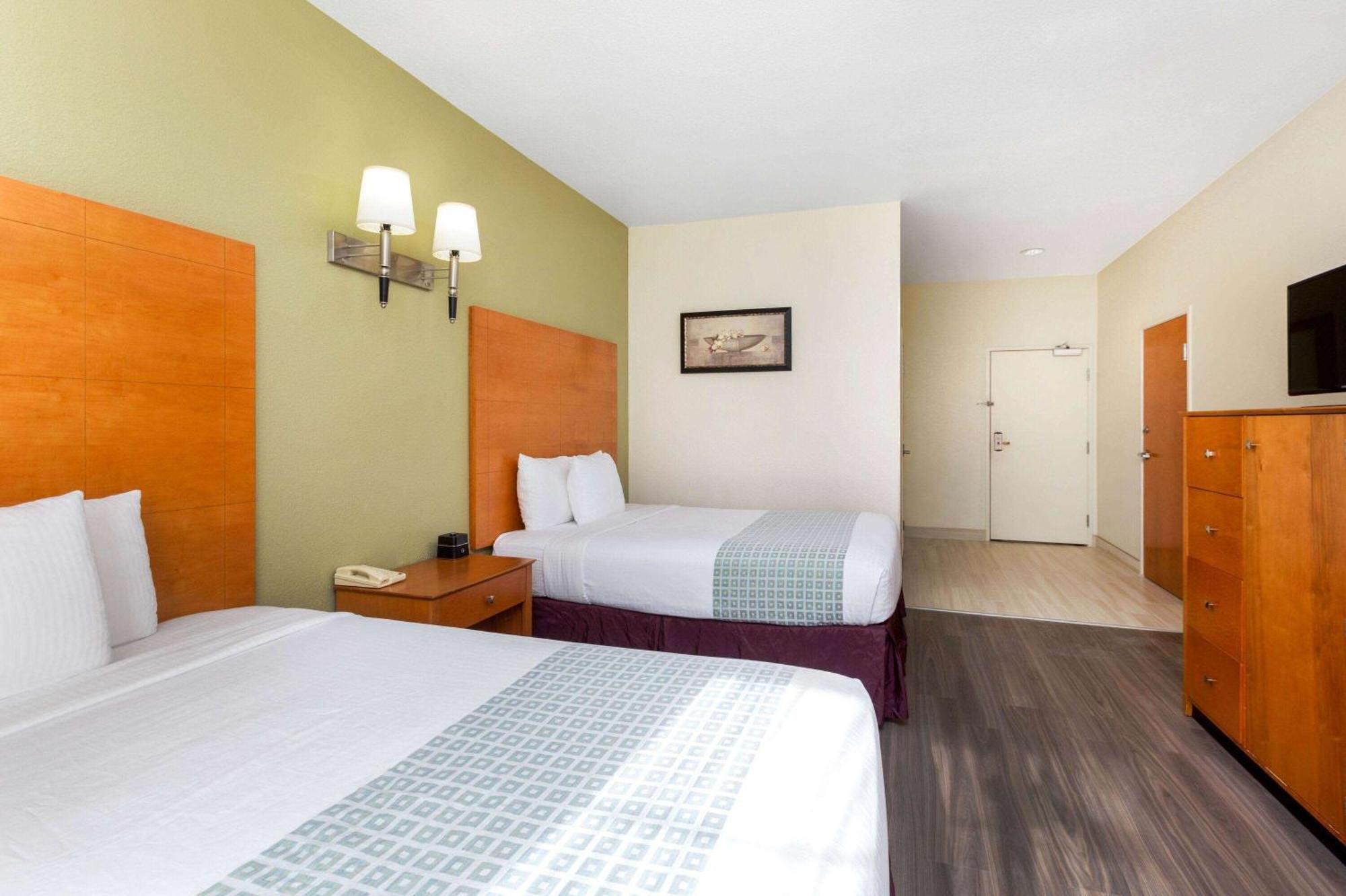 Hotel La Quinta By Wyndham Tulare Exterior foto