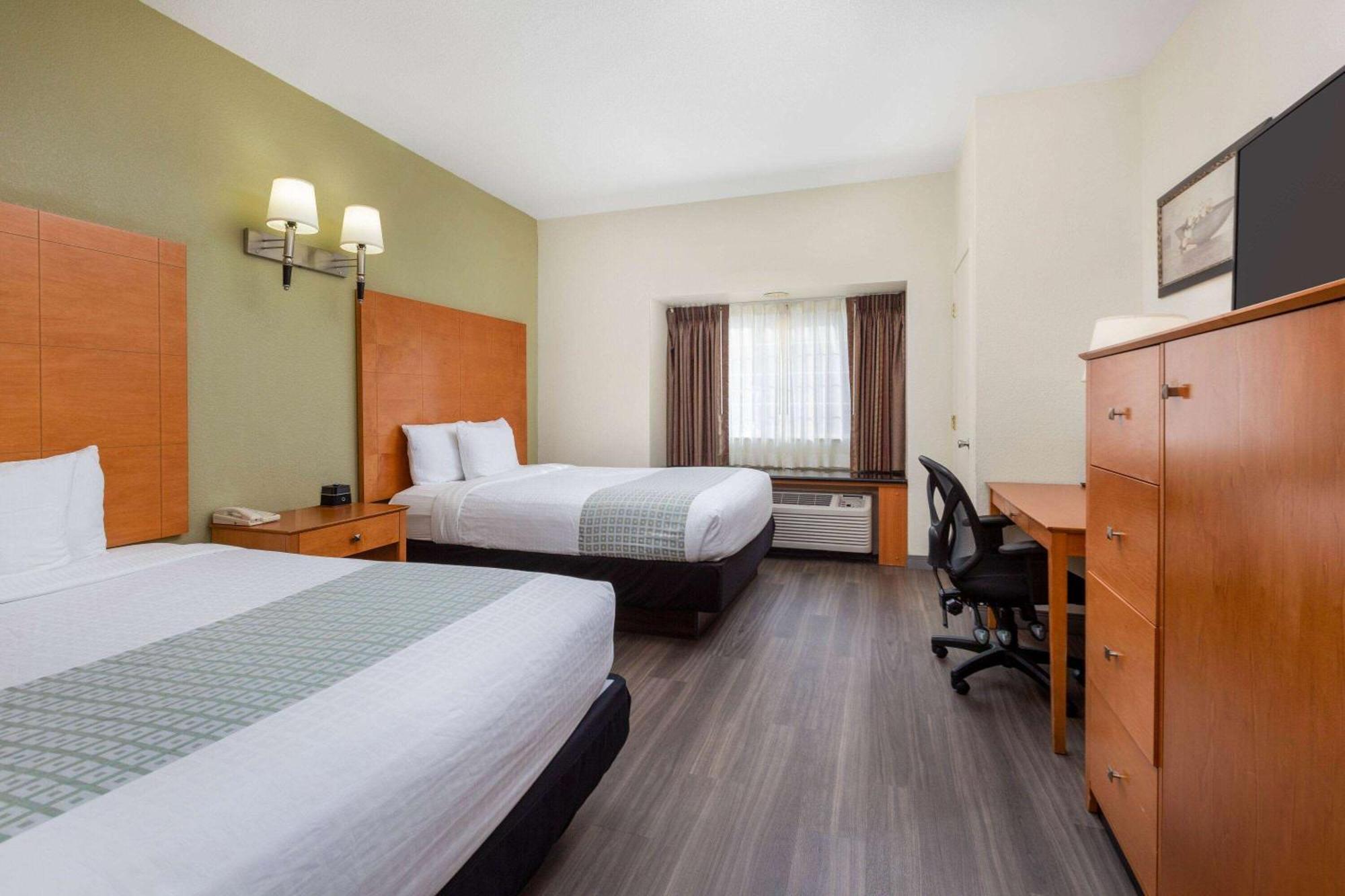 Hotel La Quinta By Wyndham Tulare Exterior foto